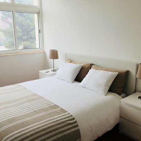 Apartment Near The Airport ลิสบอน ภายนอก รูปภาพ